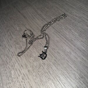 Silver chain